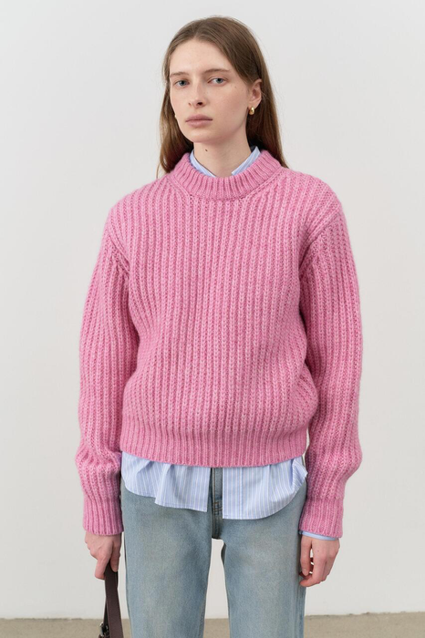 Unisex Intarsia Sweater in Pink