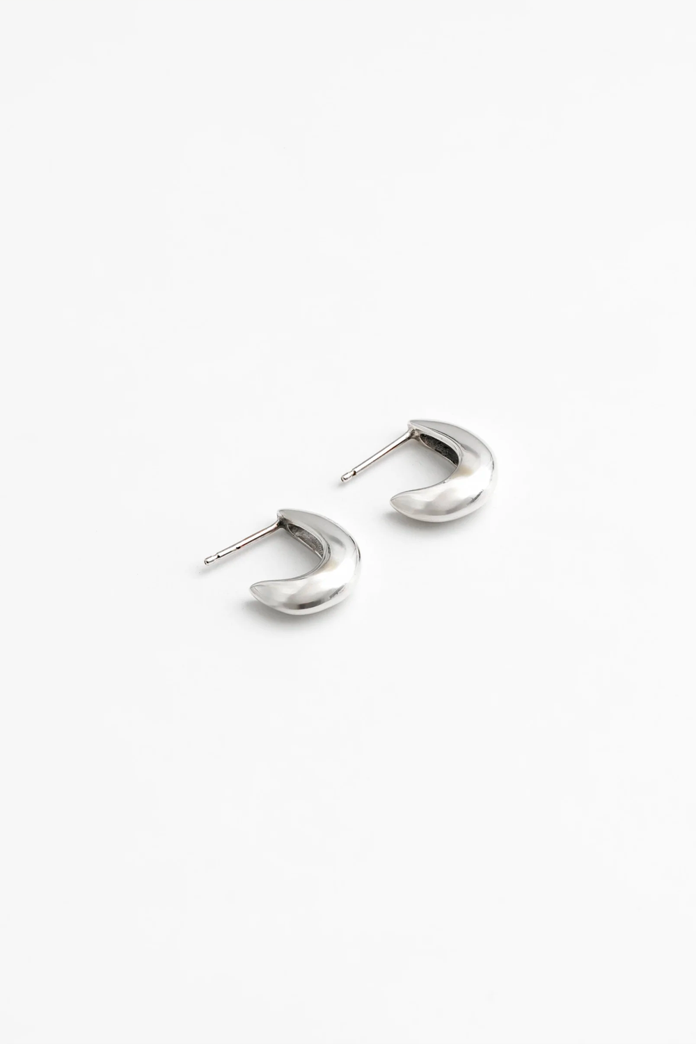 Small Benny Earrings in Sterling Silver – Wildland